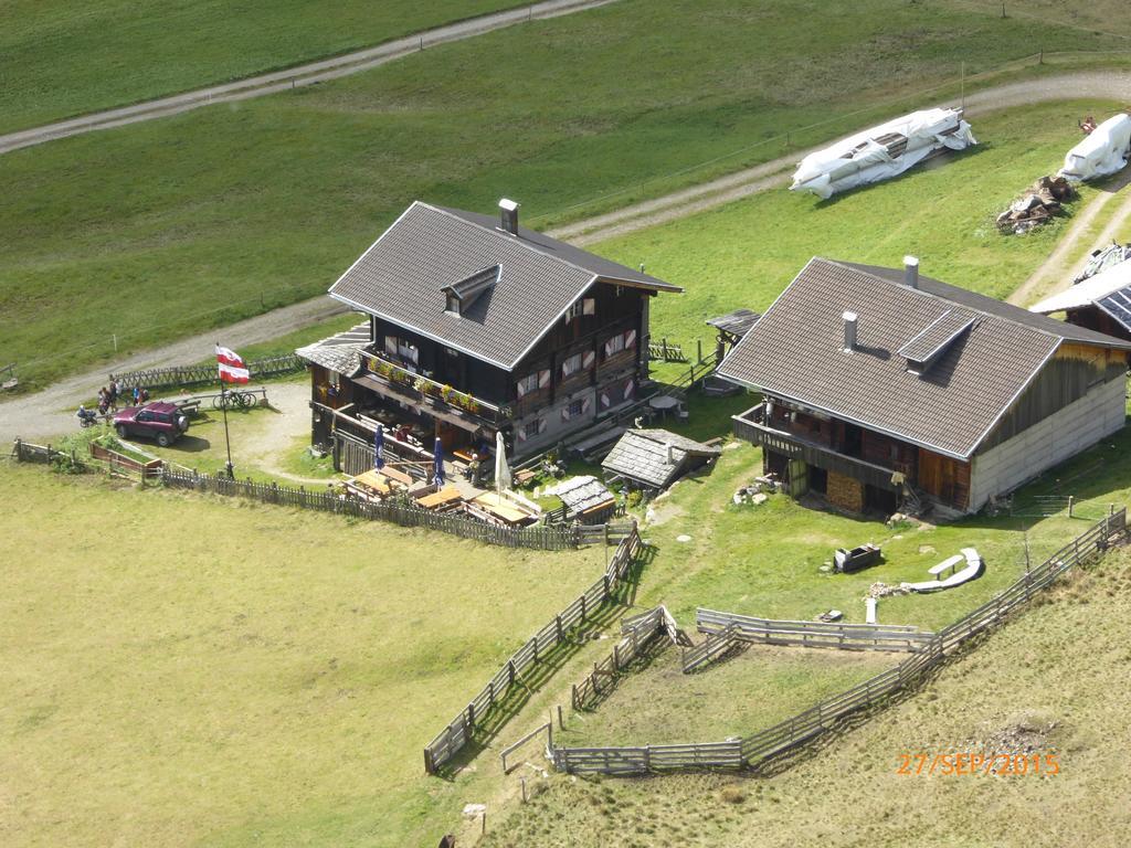 Berghuette Volkzeinerhuette Guest House Außervillgraten Exterior foto